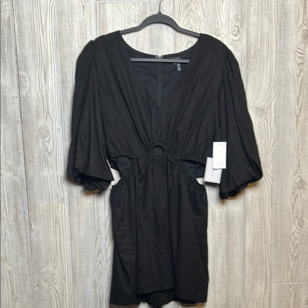 Women’s 1. State 3/4 Sleeve V-Neck Linen Blend Cutout Ring Detail Romper Large